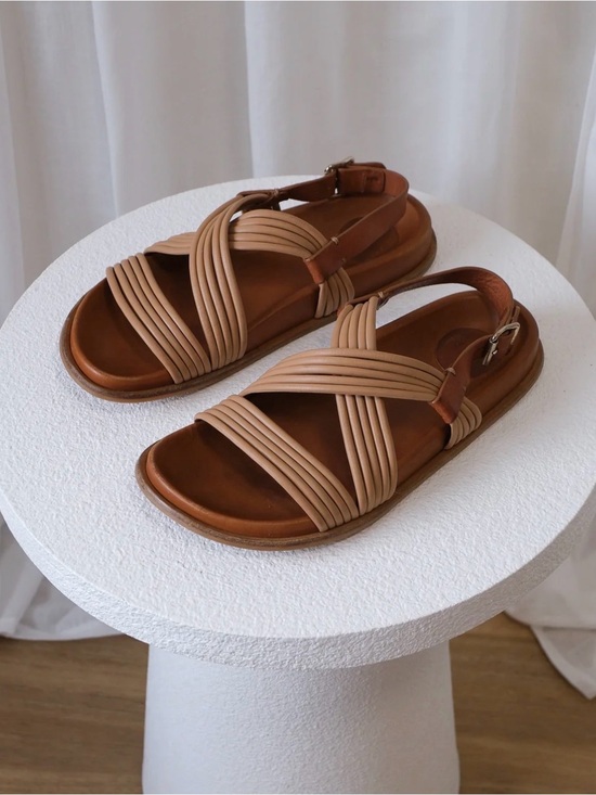 Chloe Shoes - Chloé Tan Woody Kacey Strappy Sandals